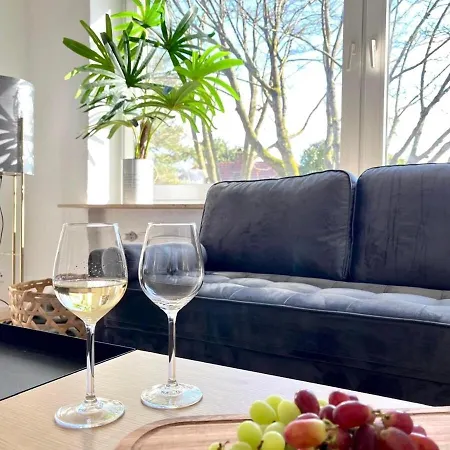 Modern - Ruhig - 20 Min Zur Perlebucht!